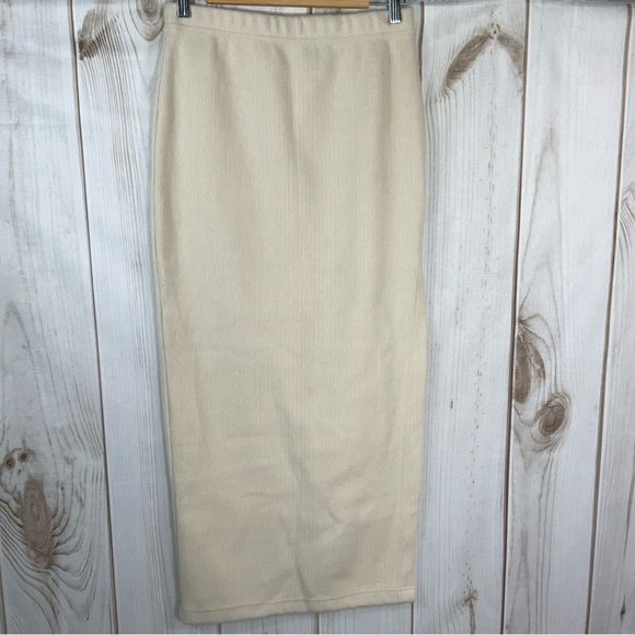 L'Academie Dresses & Skirts - L’Academie ribbed midi Skirt